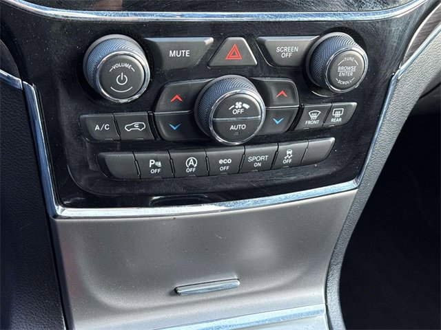 Used 2020 Jeep Grand Cherokee Overland image 10