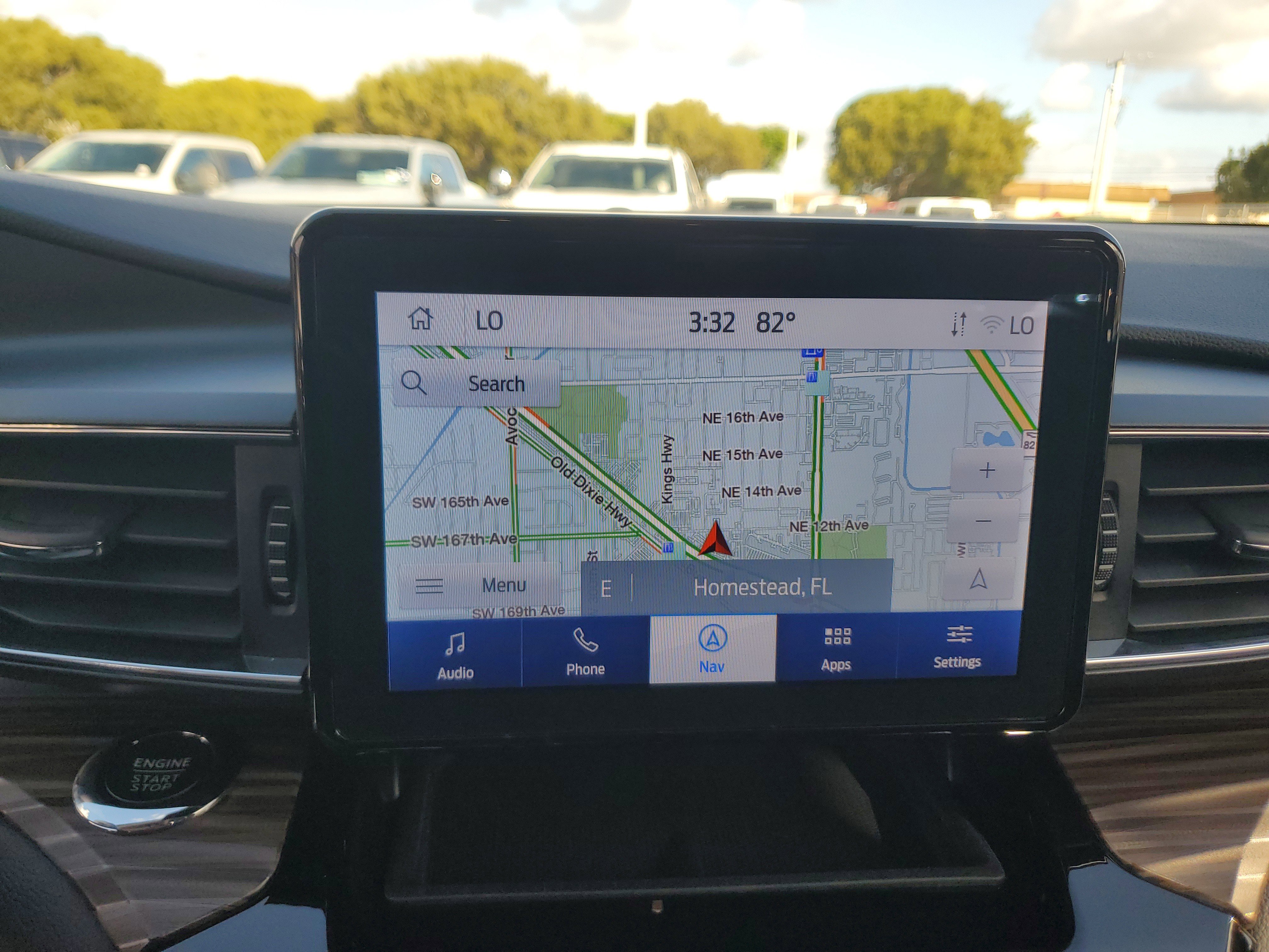 Used 2022 Ford Explorer Limited w/ Equipment Group 301A image 10