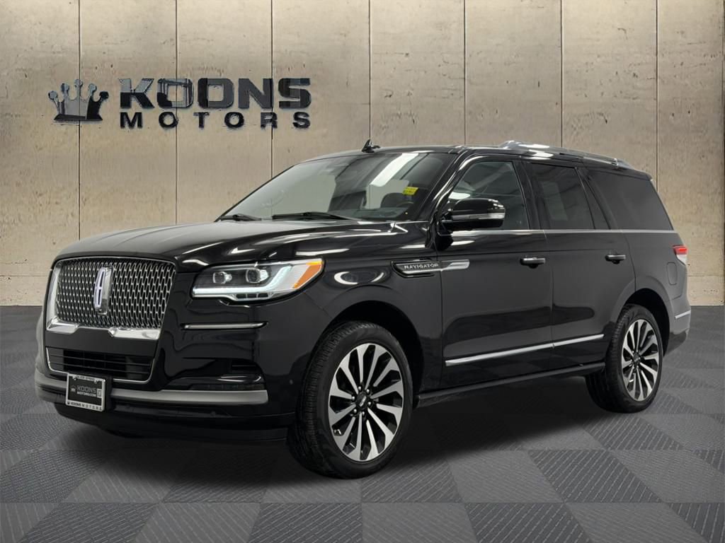 Certified 2022 Lincoln Navigator Reserve image 1