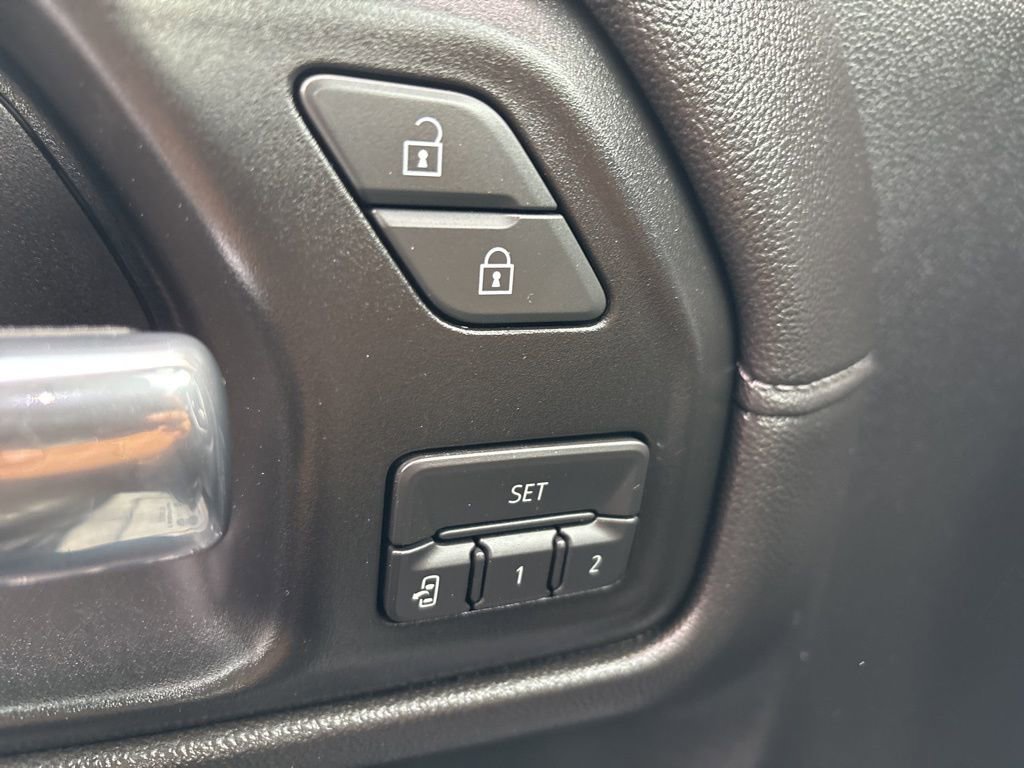 Used 2019 GMC Sierra 1500 SLT w/ SLT Premium Plus Package image 28