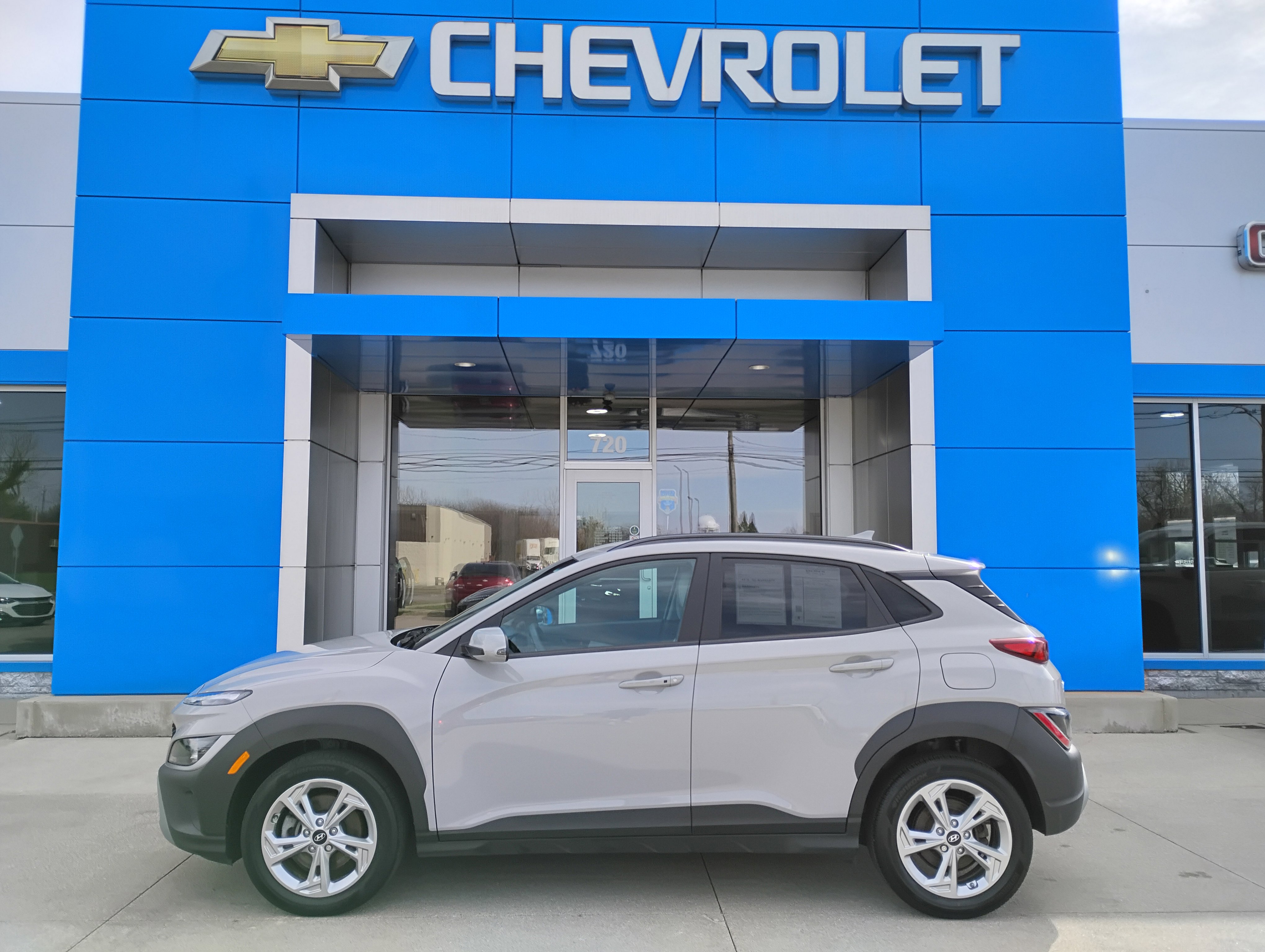 Used 2023 Hyundai Kona SEL w/ Cargo Package image 32
