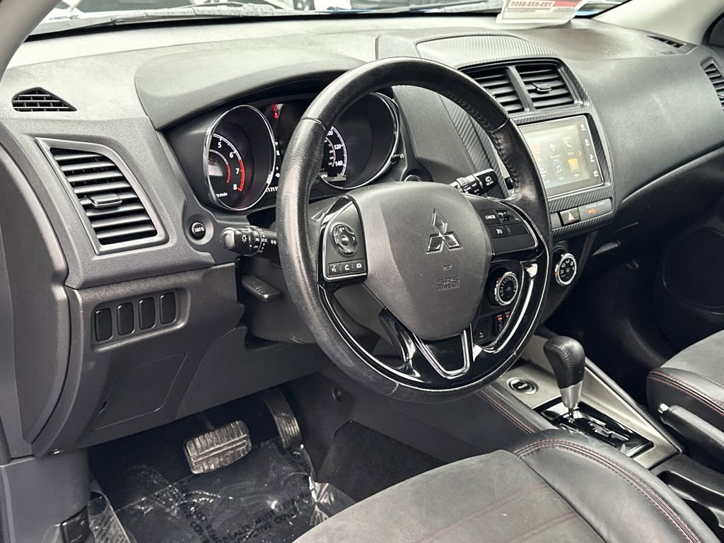 Used 2018 Mitsubishi Outlander Sport SE image 21