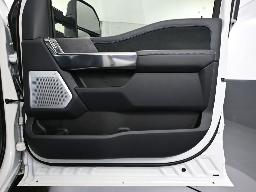 Used 2025 Ford F250 Platinum image 48