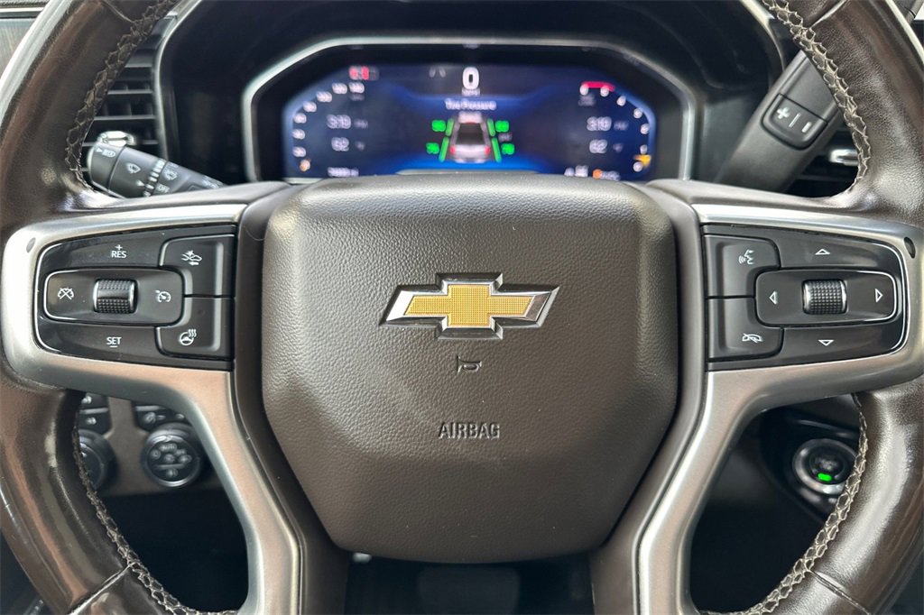 Used 2024 Chevrolet Silverado 3500 LTZ w/ LTZ Convenience Package image 24