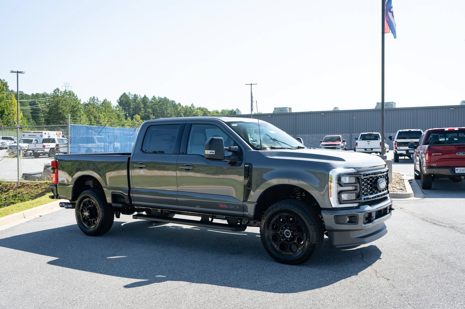 New 2027 Ford F250 XLT w/ XLT Premium Package AWD/4WD image 12