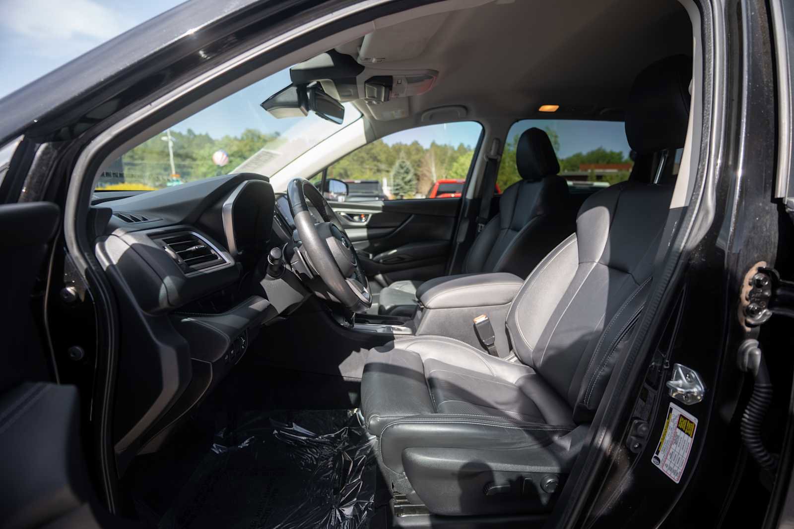 Used 2024 Subaru Ascent Limited AWD/4WD image 10