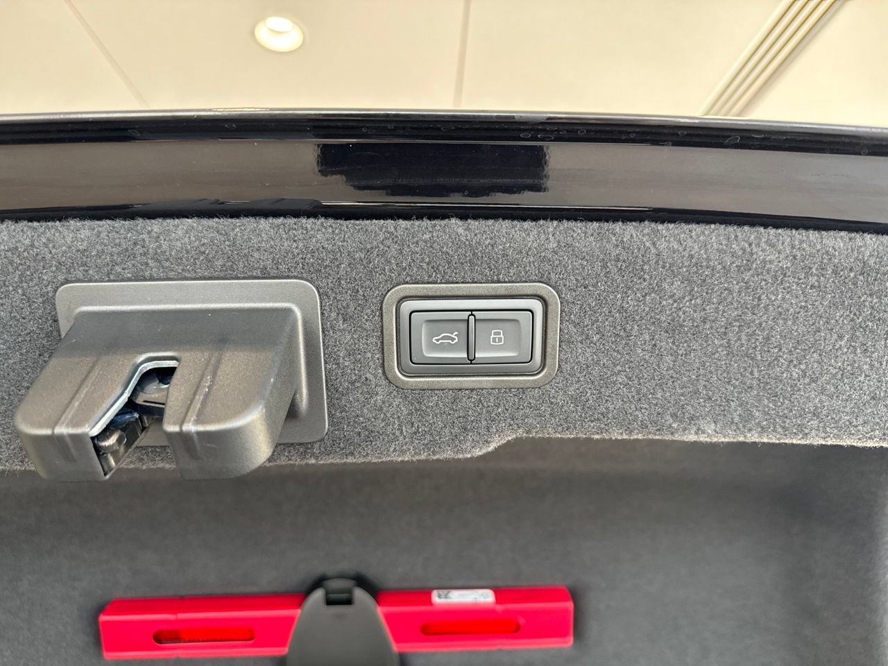 New 2026 Audi S8 AWD/4WD image 11