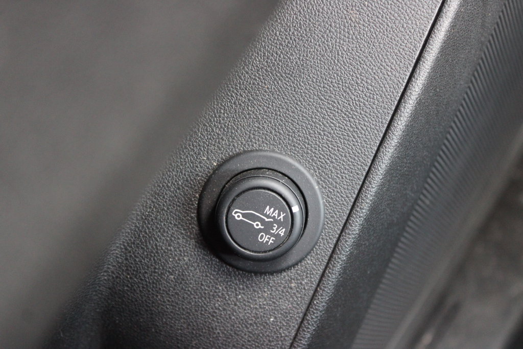 Used 2022 Chevrolet Equinox LT FWD image 28