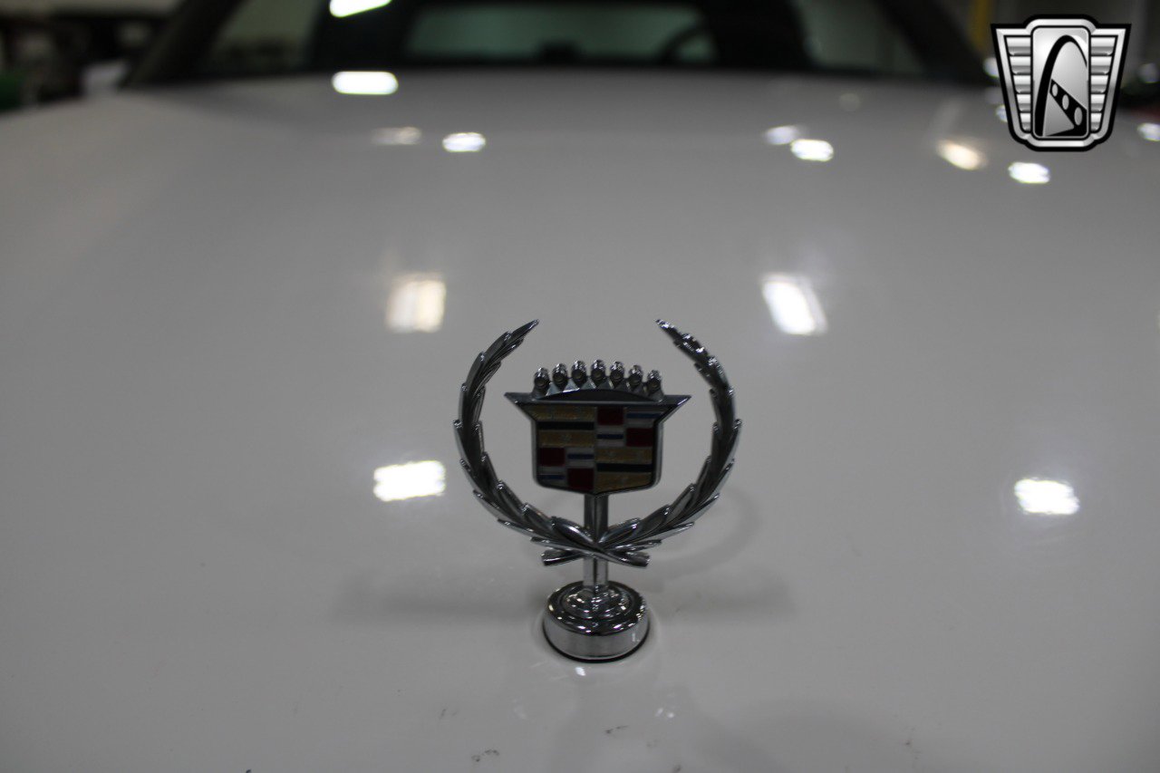 Used 1992 Cadillac De Ville Coupe image 12