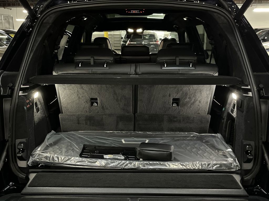 New 2026 BMW X7 xDrive40i w/ Executive Package image 25