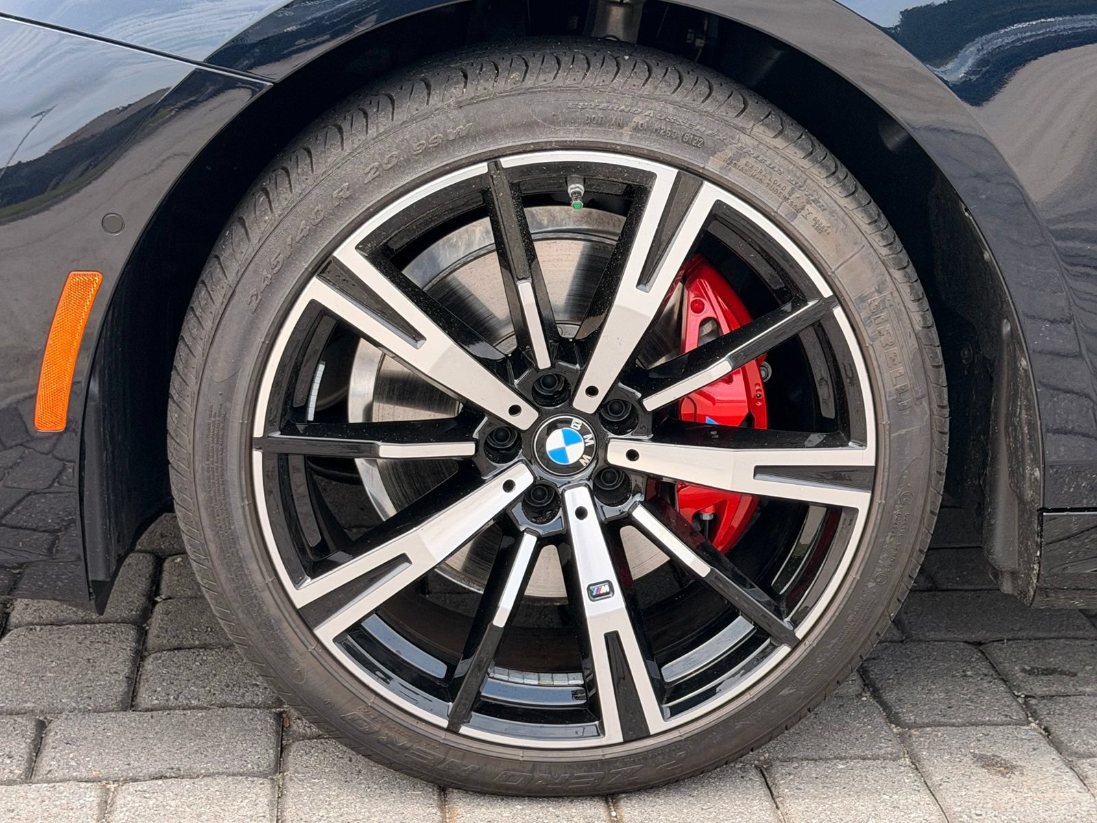 Used 2024 BMW 530i w/ M Sport Package RWD image 13