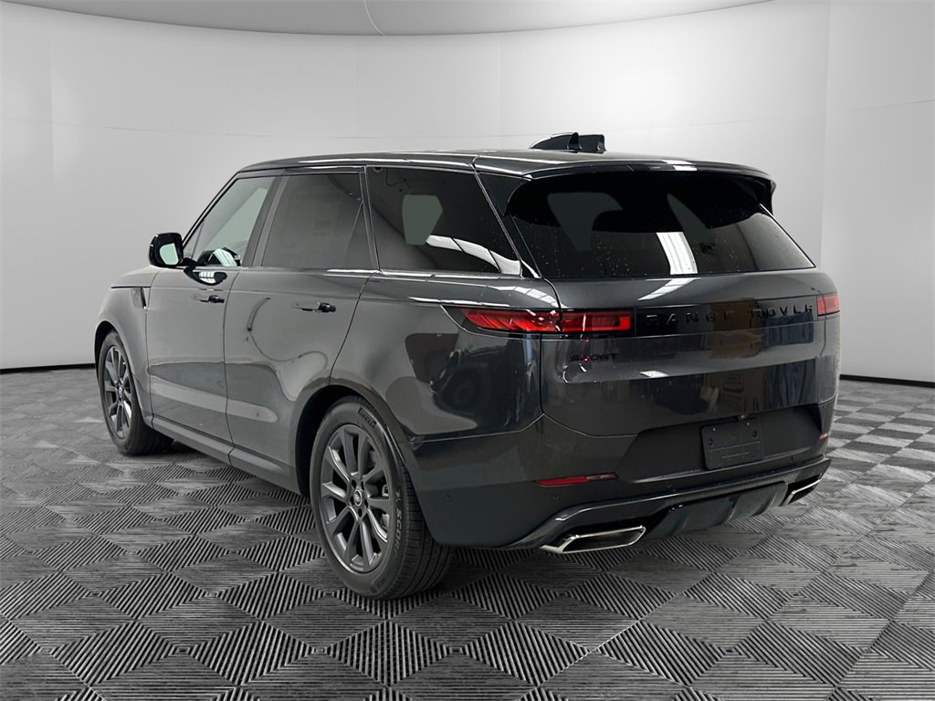 New 2025 Land Rover Range Rover Sport SE image 2