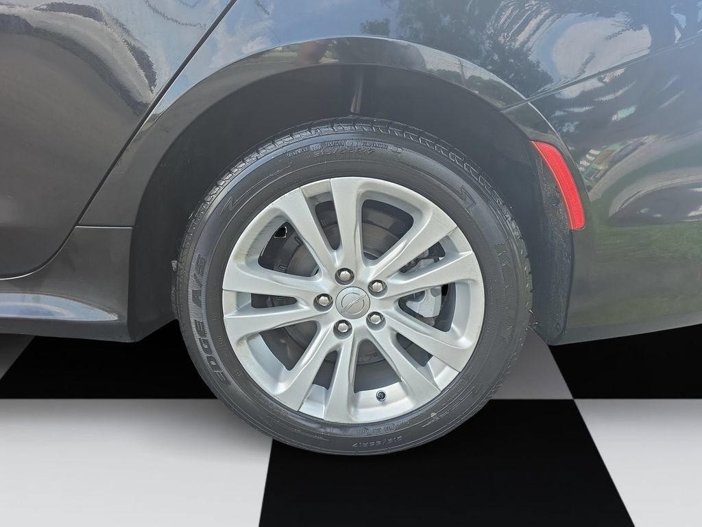 Used 2016 Chrysler 200 Limited FWD image 14