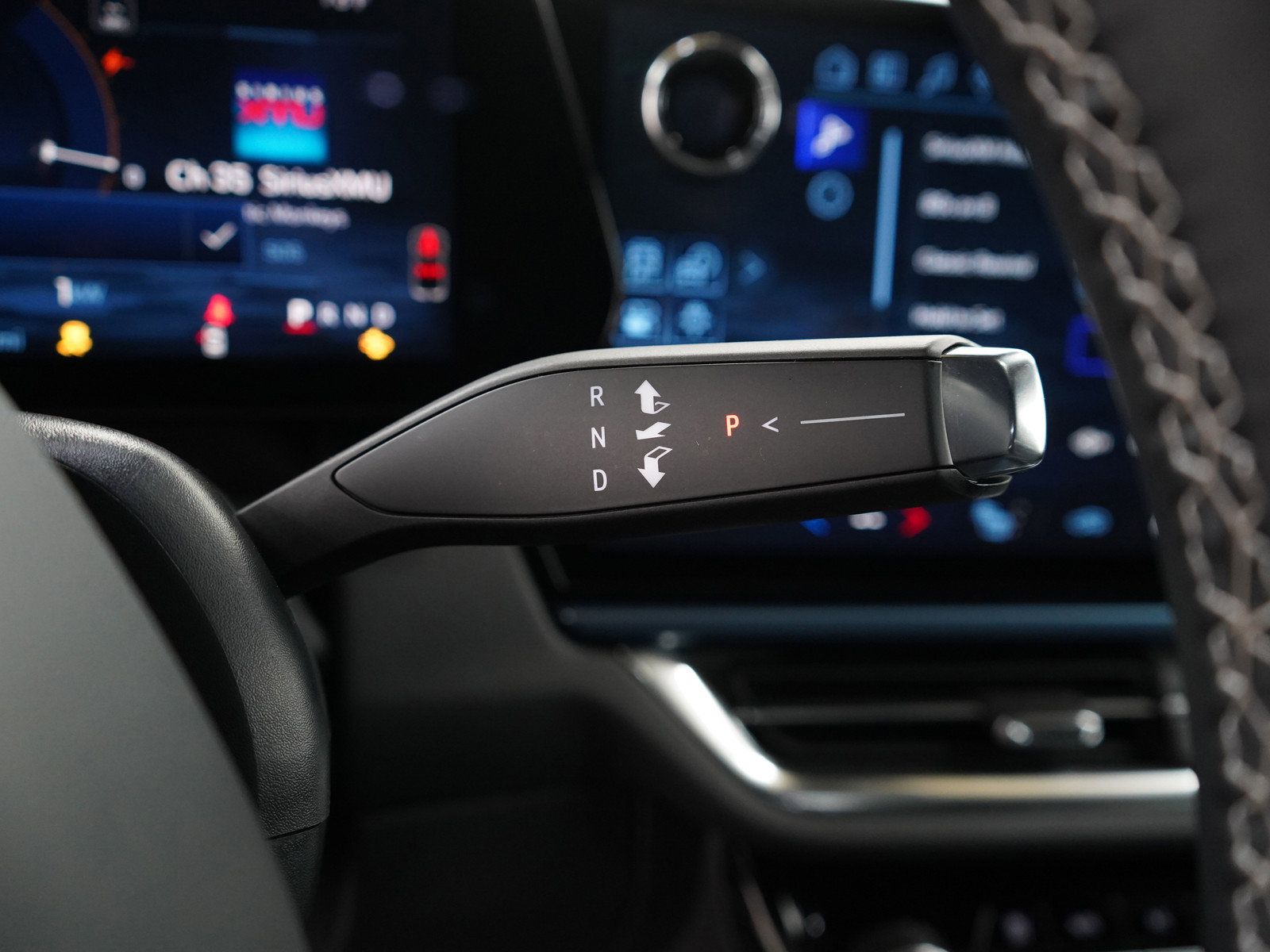 Used 2024 Chevrolet Equinox EV LT image 28