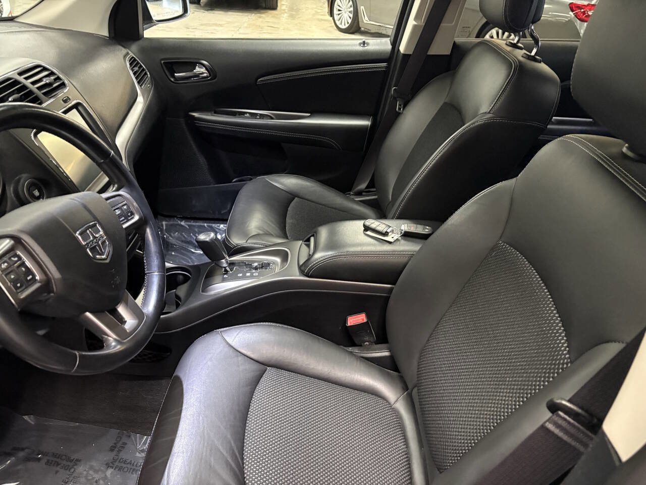 Used 2019 Dodge Journey Crossroad w/ Nav & Sun Group image 57