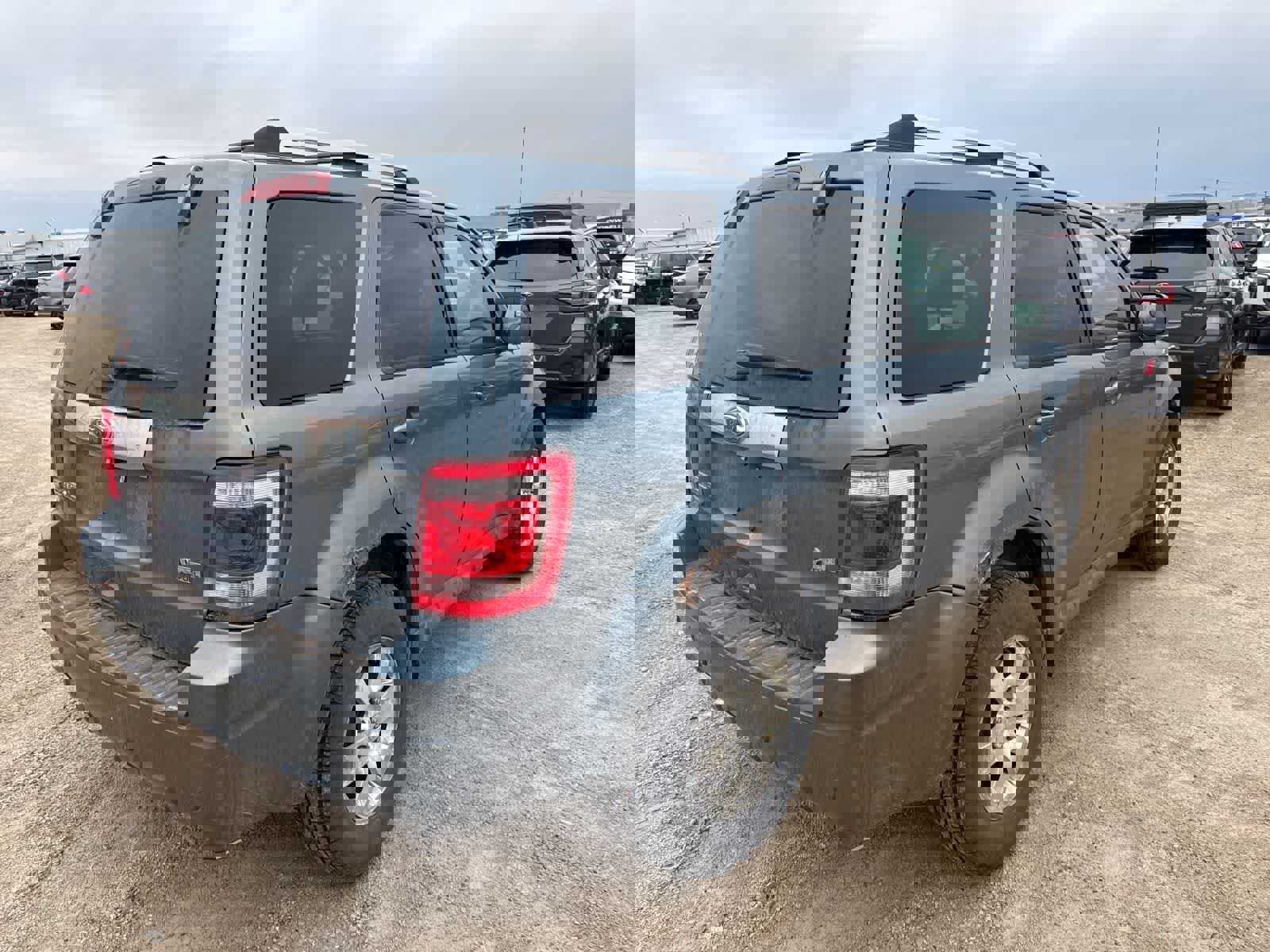 Used 2012 Ford Escape Limited image 3