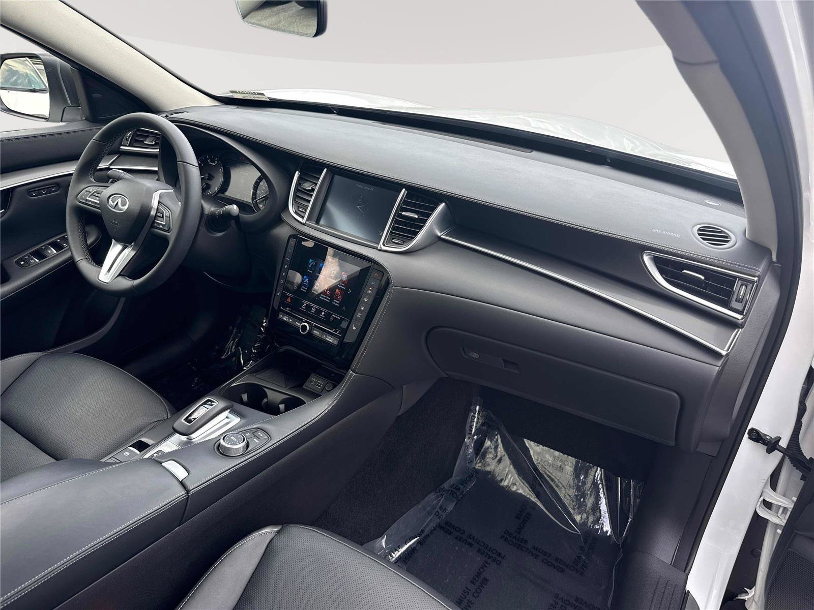 Certified 2025 INFINITI QX50 Luxe AWD/4WD image 28