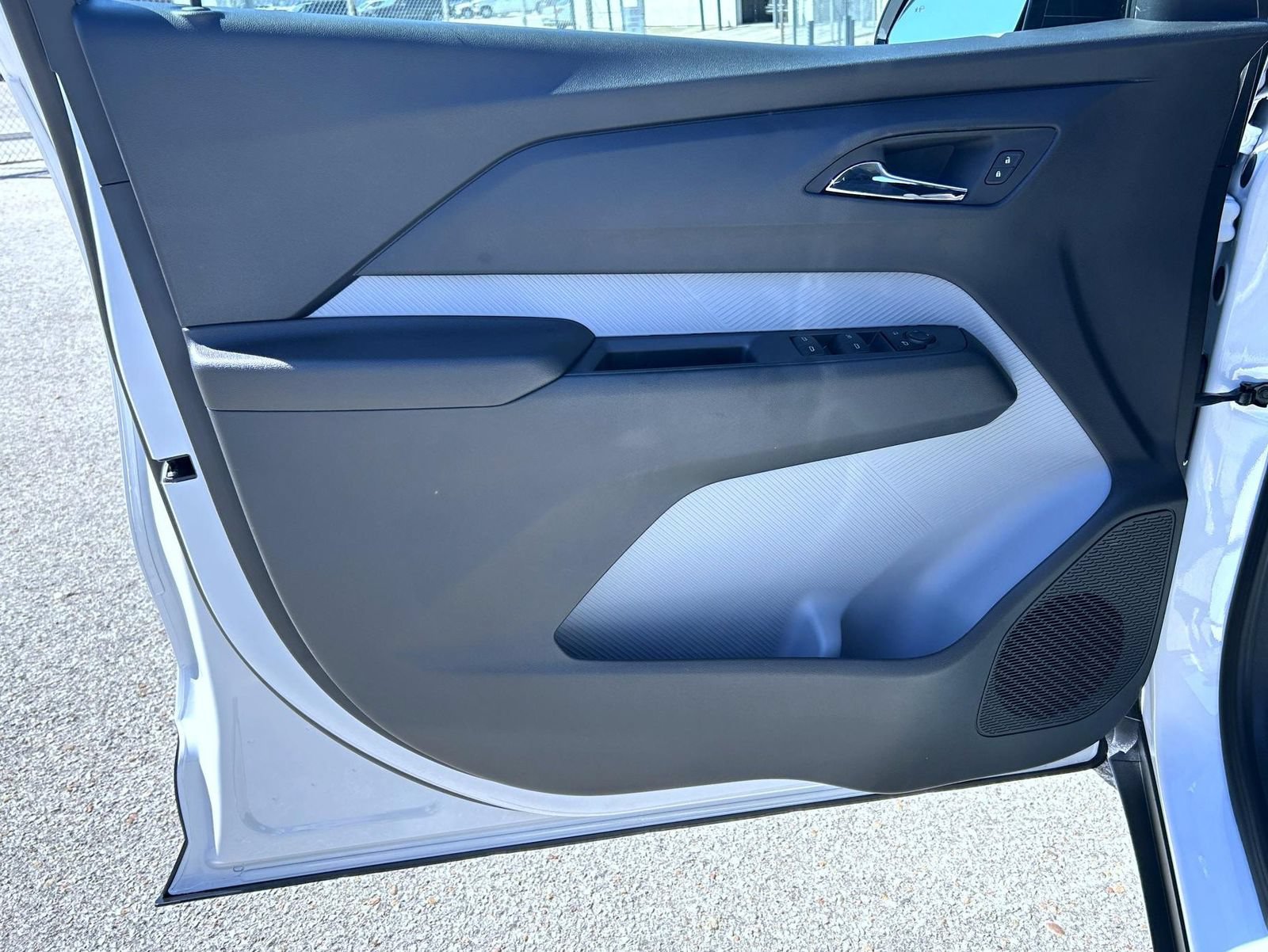New 2027 Chevrolet Bolt LT FWD image 9