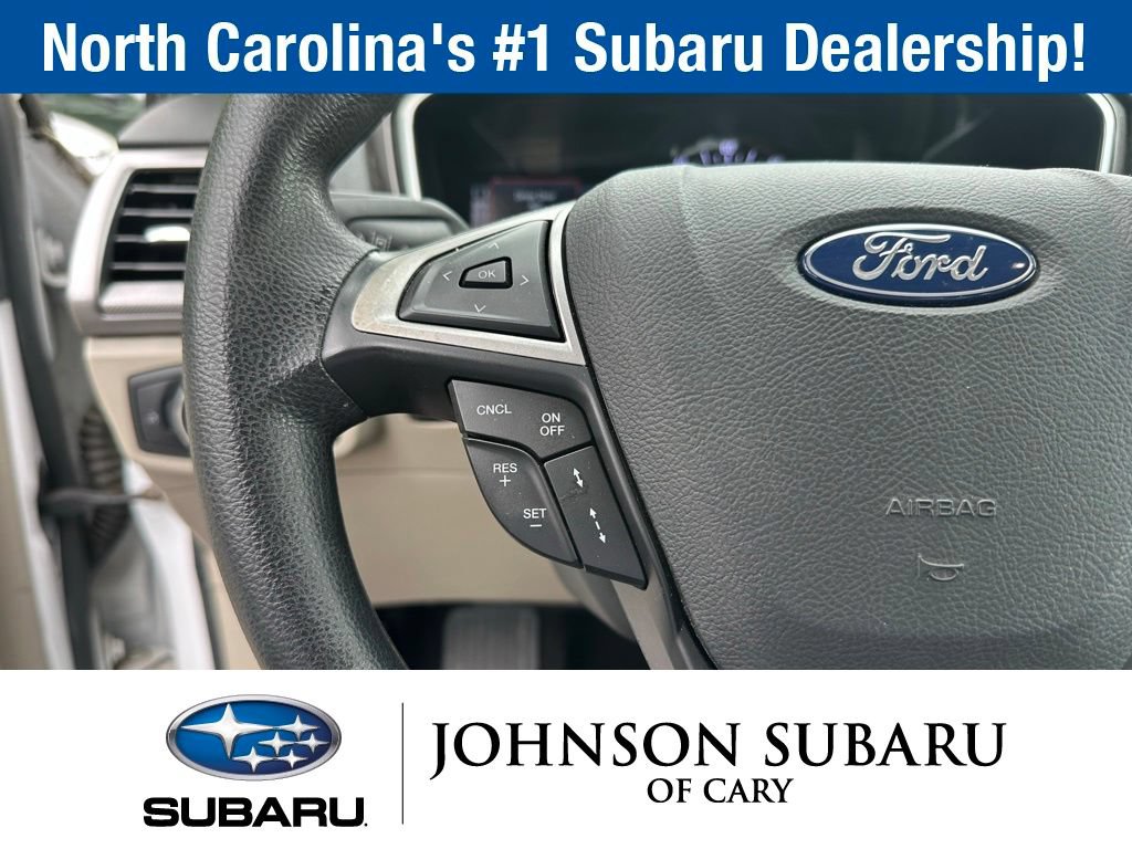 Used 2019 Ford Fusion SE FWD image 13