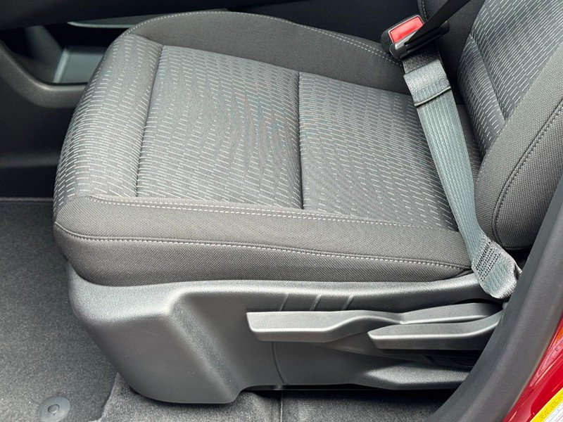 New 2027 Chevrolet Equinox LT FWD image 14