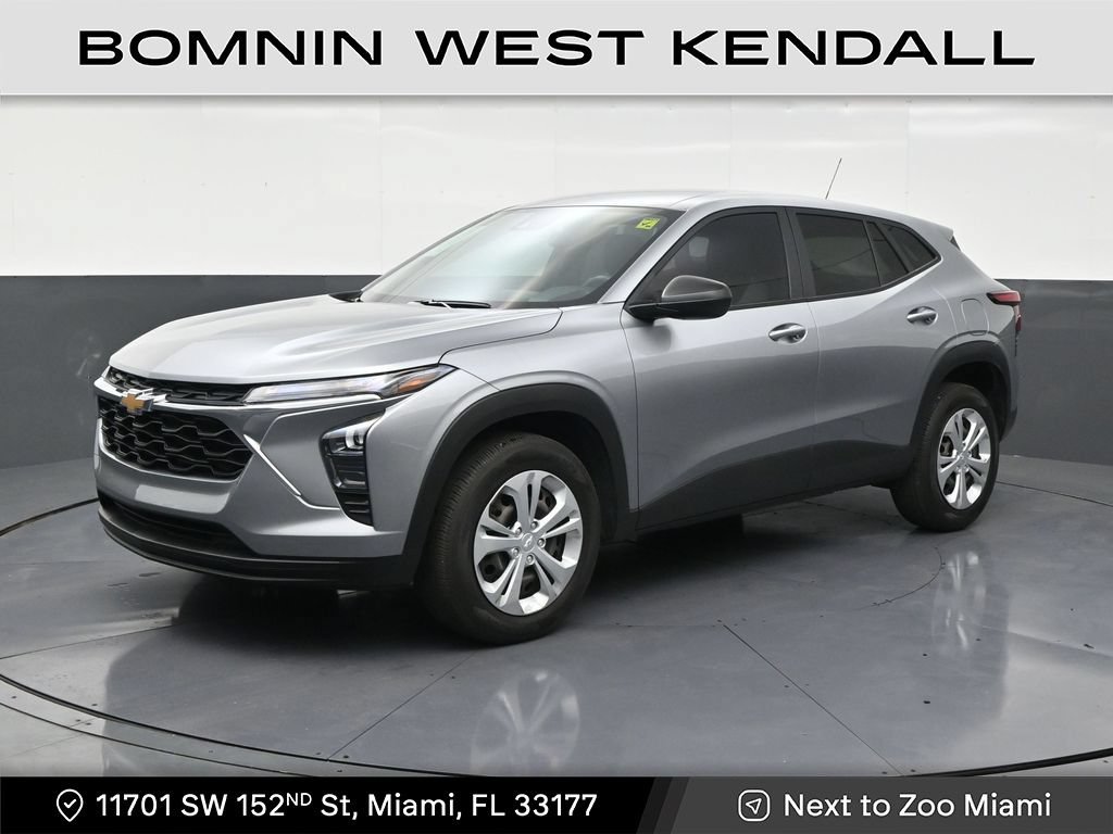 Used 2025 Chevrolet Trax LS FWD video 1