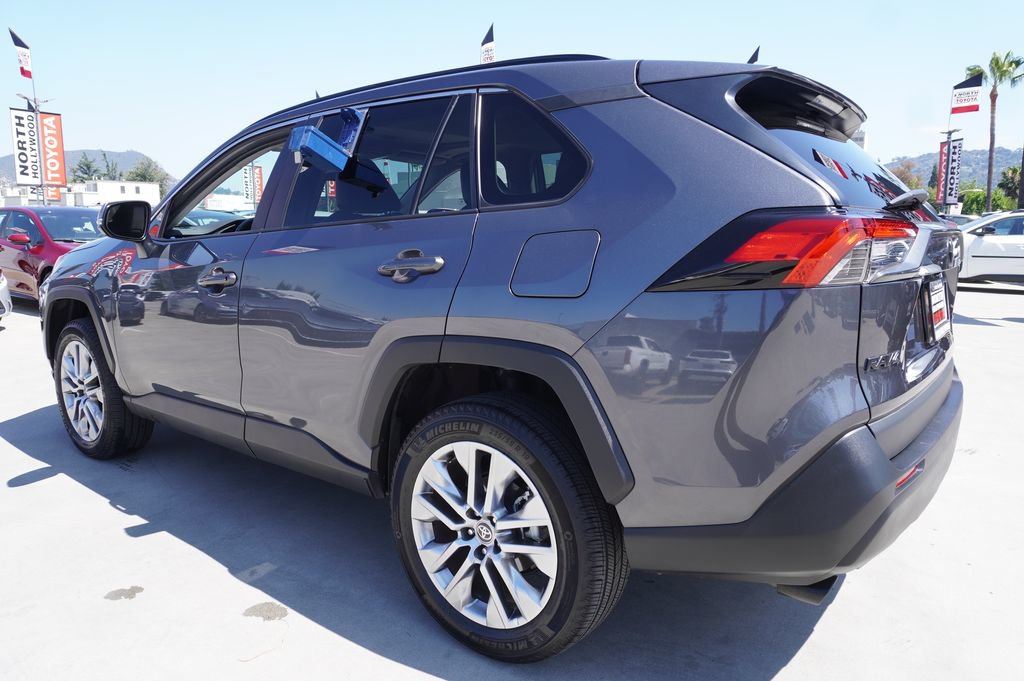 Certified 2023 Toyota RAV4 XLE Premium FWD image 5