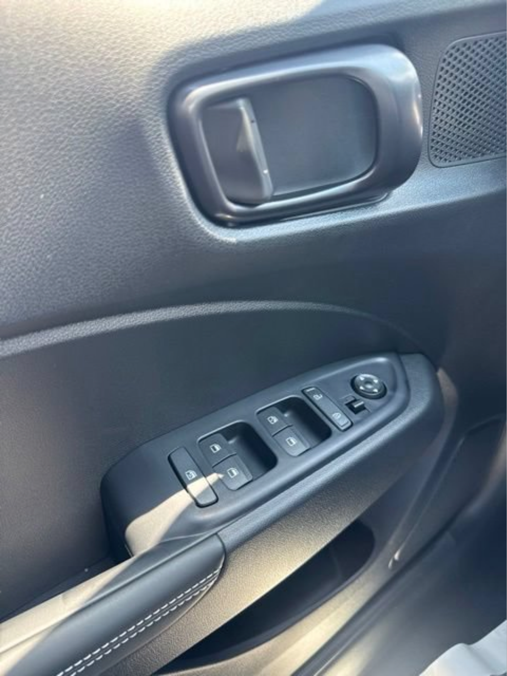 New 2026 Hyundai Venue SEL FWD image 12