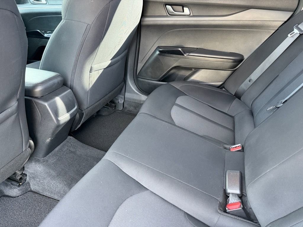 Used 2021 Kia K5 LX image 12