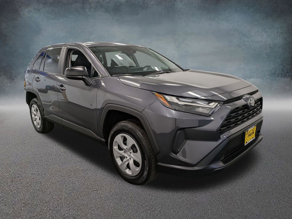 Used 2025 Toyota RAV4 LE image 3