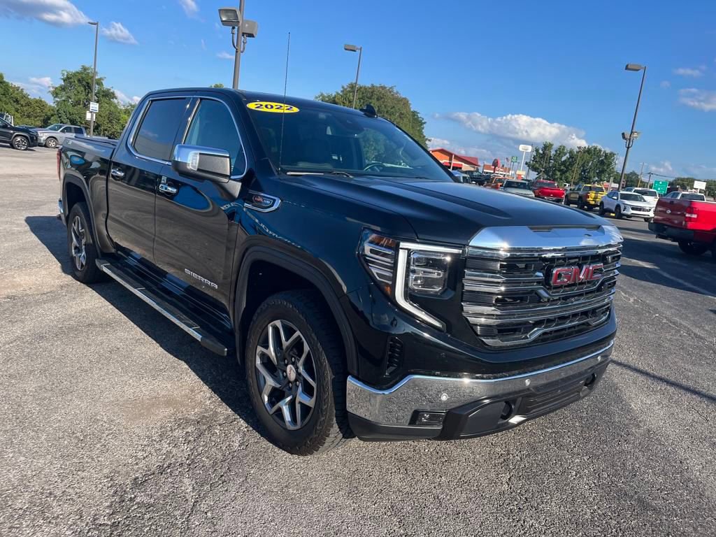 Used 2022 GMC Sierra 1500 SLT w/ SLT Premium Plus Package image 7