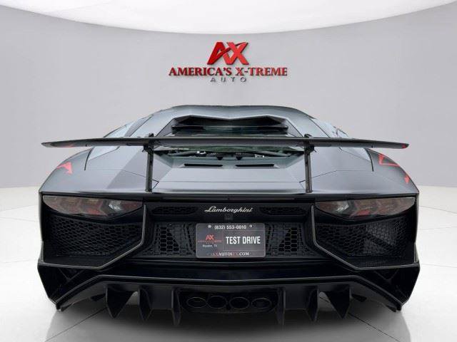 Used 2017 Lamborghini Aventador LP 750-4 Superveloce AWD/4WD image 6