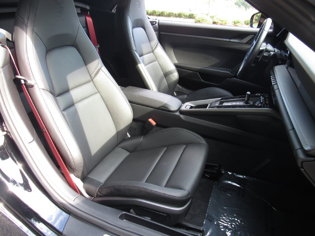 Certified 2022 Porsche 911 Cabriolet image 24