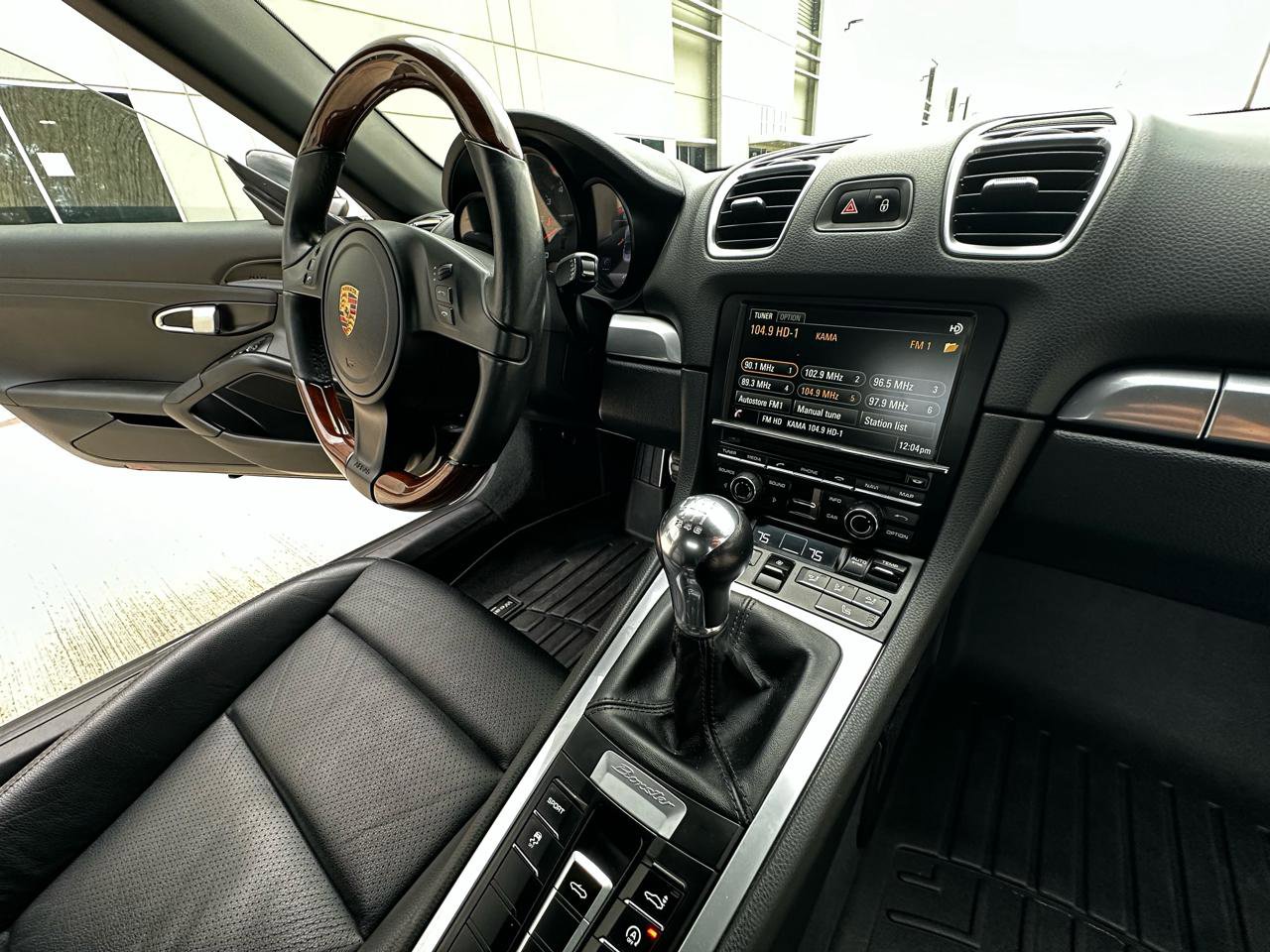 Used 2015 Porsche Boxster image 27