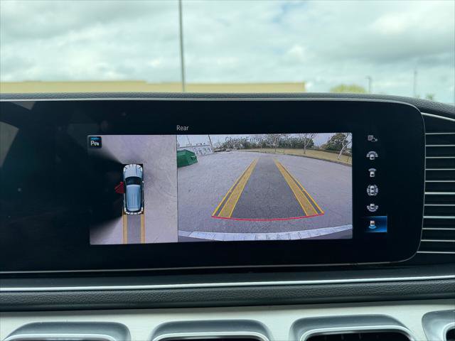 Used 2020 Mercedes-Benz GLE 350 4MATIC w/ Premium Package image 21