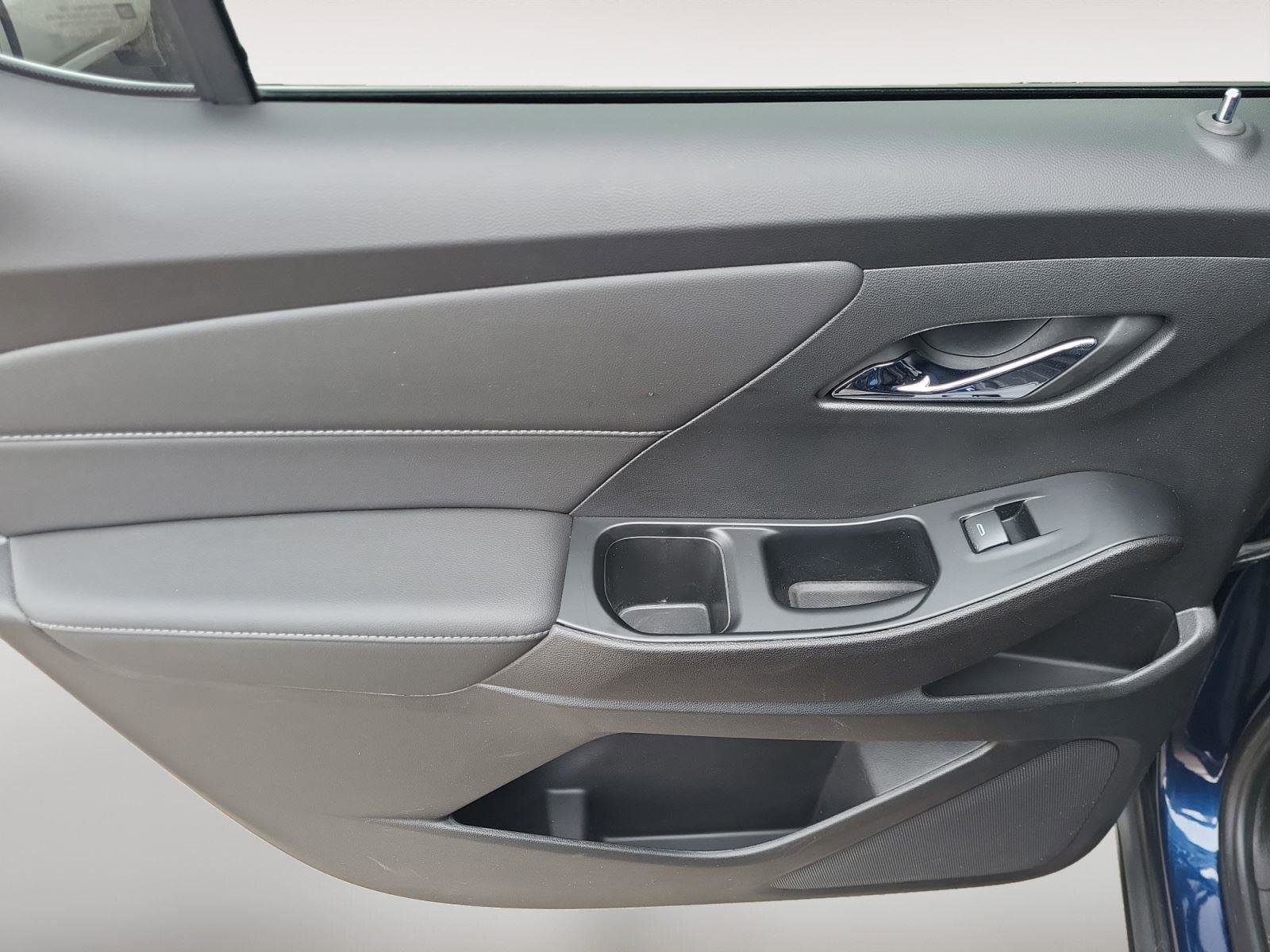 Certified 2023 Chevrolet Traverse LT image 18