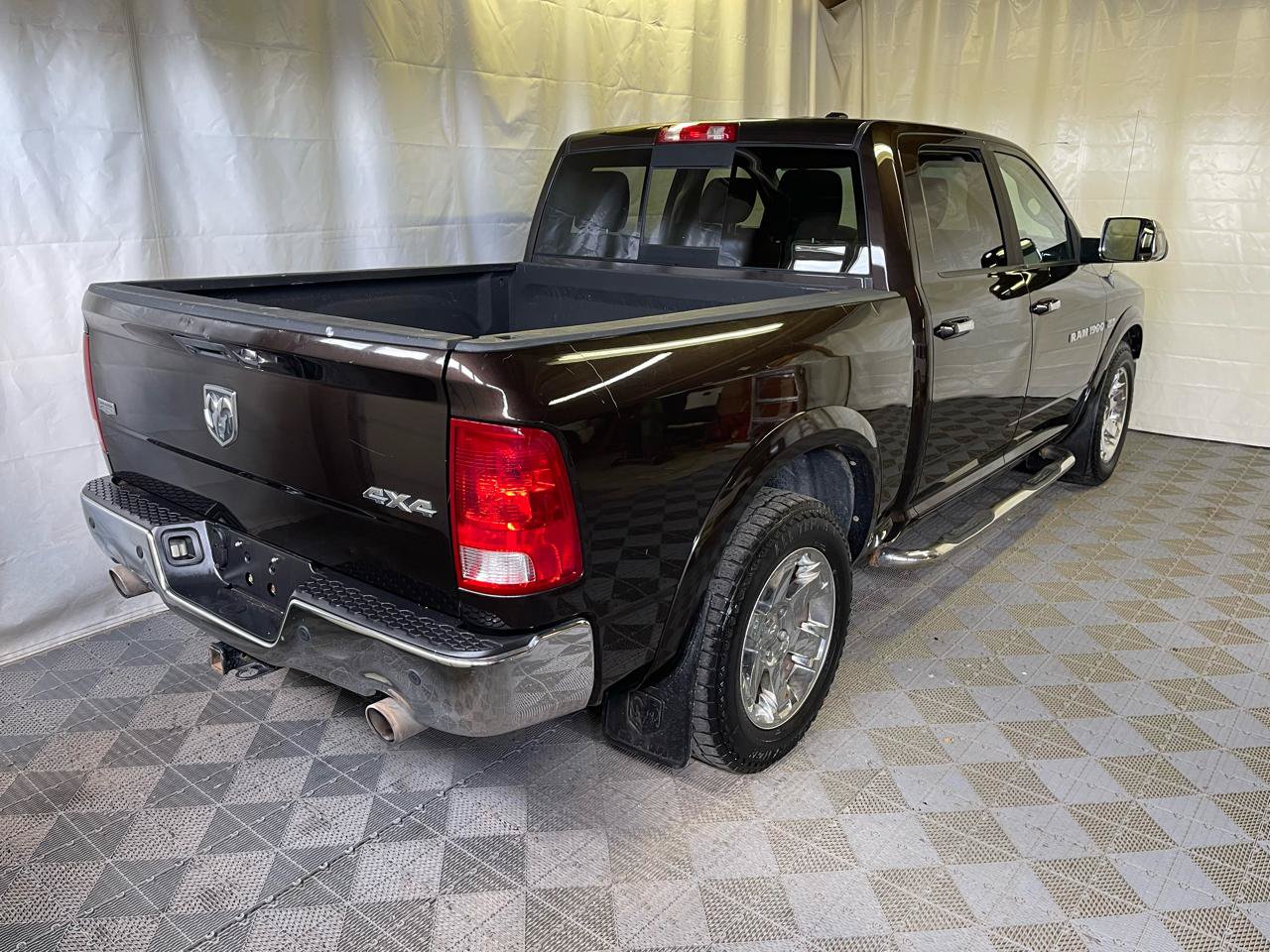 Used 2011 RAM 1500 Laramie AWD/4WD image 8
