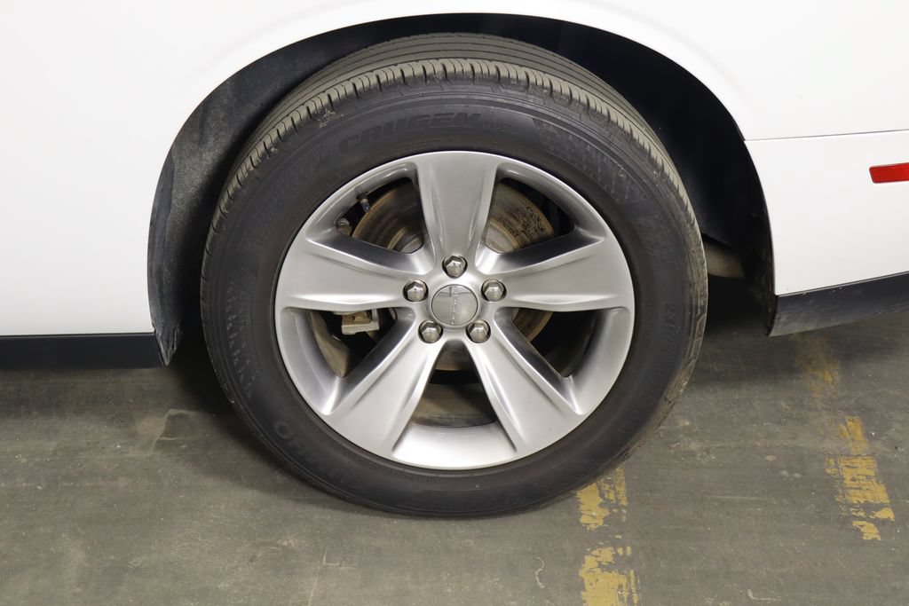 Used 2021 Dodge Challenger SXT RWD image 42