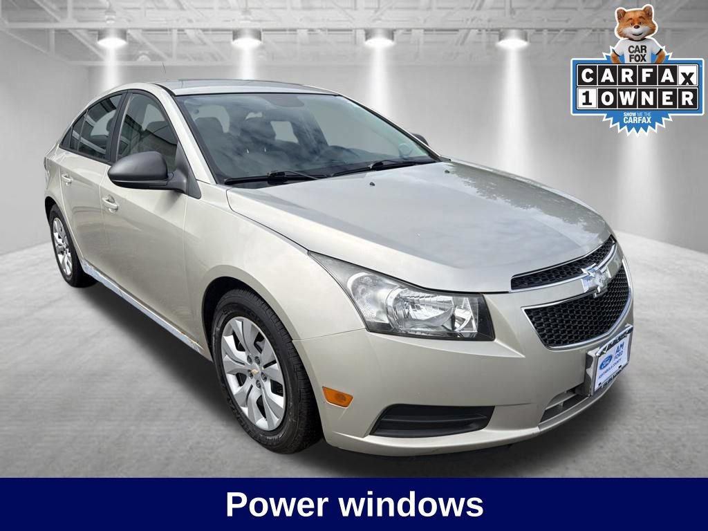 Used 2014 Chevrolet Cruze LS FWD image 10