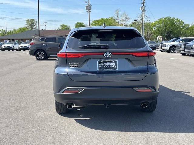Used 2024 Toyota Venza LE image 6