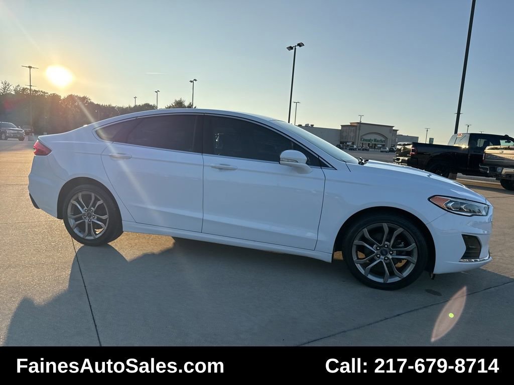 Used 2019 Ford Fusion SEL image 24