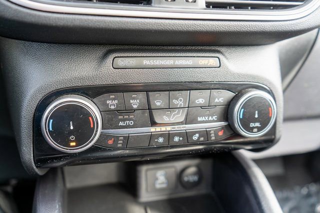 Used 2022 Ford Escape Titanium w/ Class II Trailer Tow Package image 29