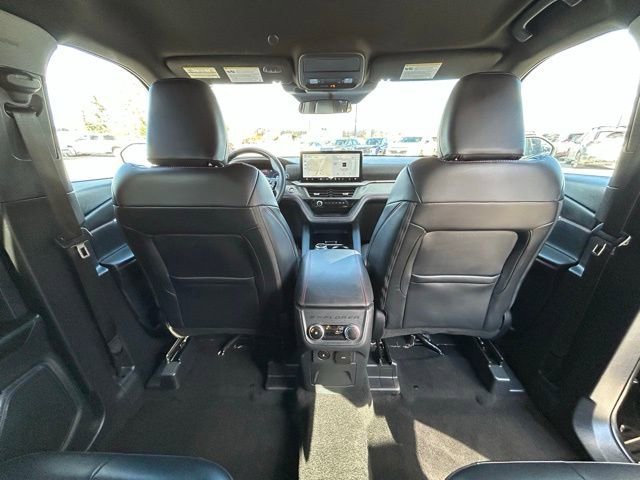 Used 2025 Ford Explorer ST-Line image 40