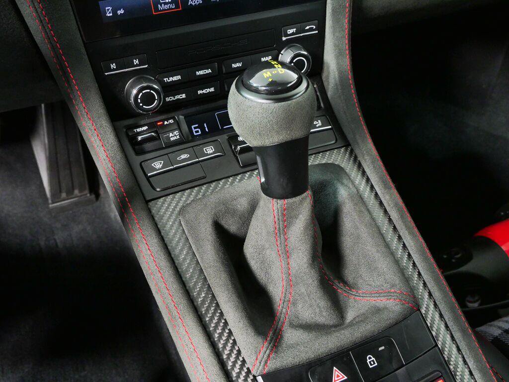 Certified 2025 Porsche 718 Boxster Spyder RS RWD image 18
