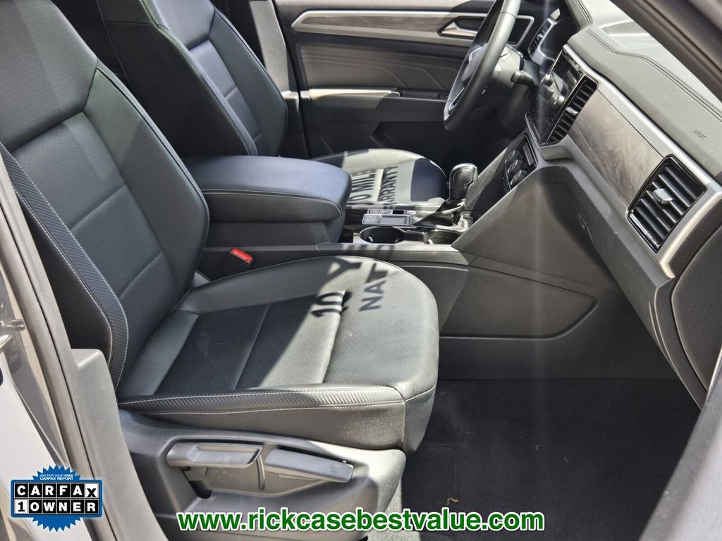 Used 2022 Volkswagen Atlas Cross Sport SE image 18