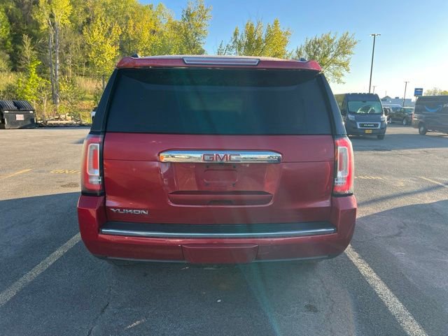 Used 2015 GMC Yukon Denali w/ Touring Package AWD/4WD image 5