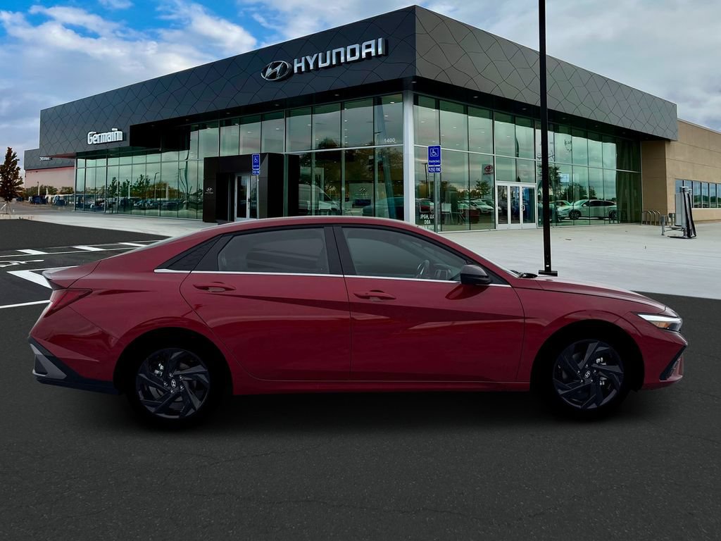New 2026 Hyundai Elantra SEL Sport Premium FWD image 9