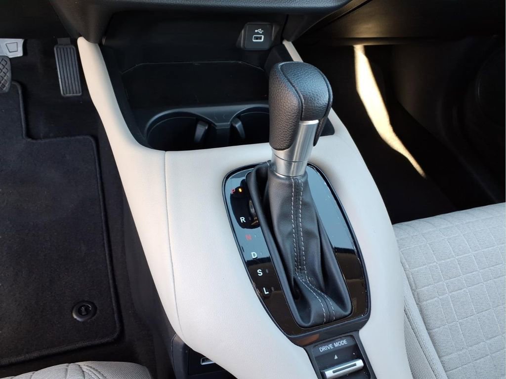 Used 2023 Honda HR-V LX image 23