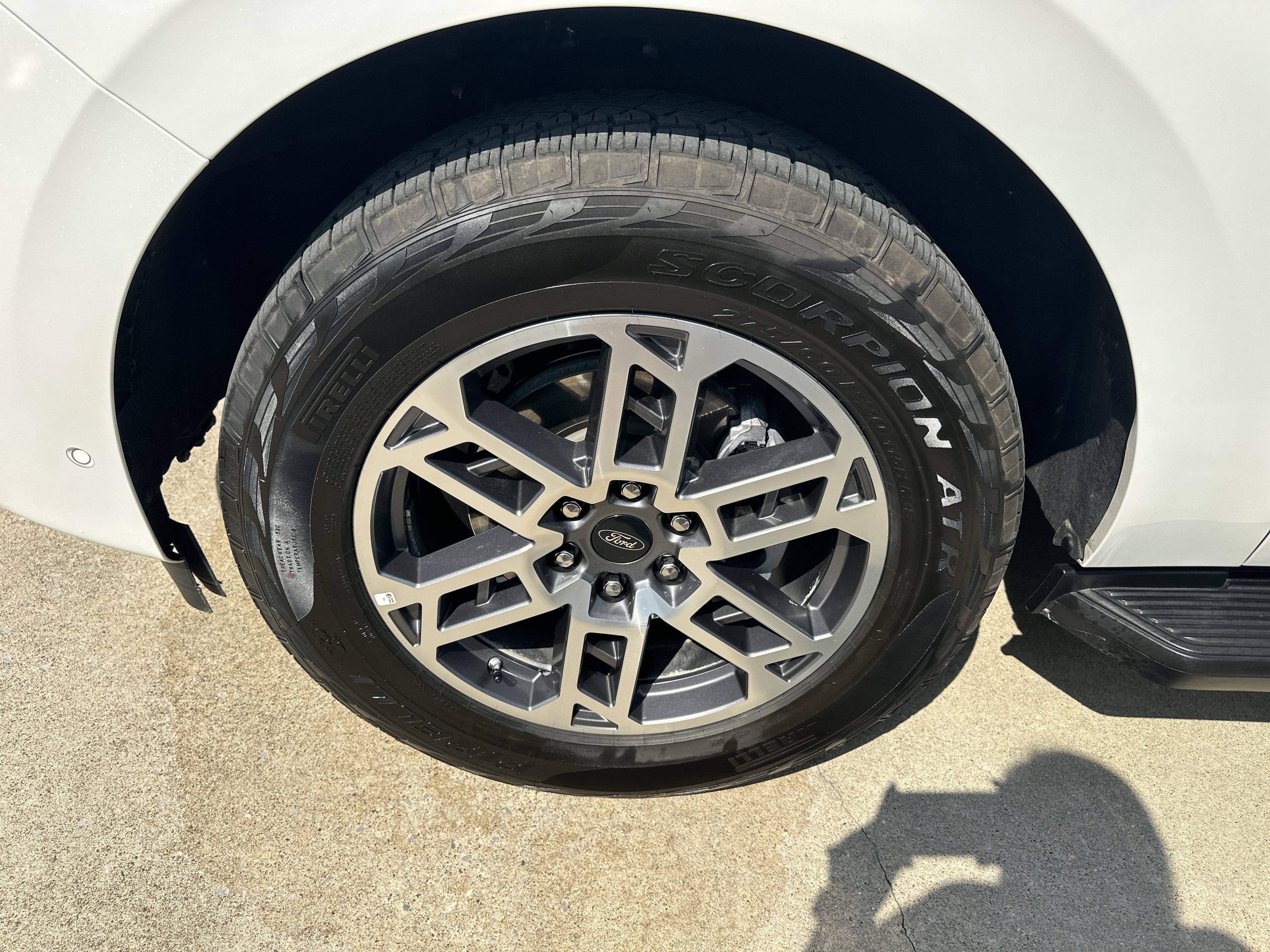 Used 2025 Ford Expedition Active AWD/4WD image 20