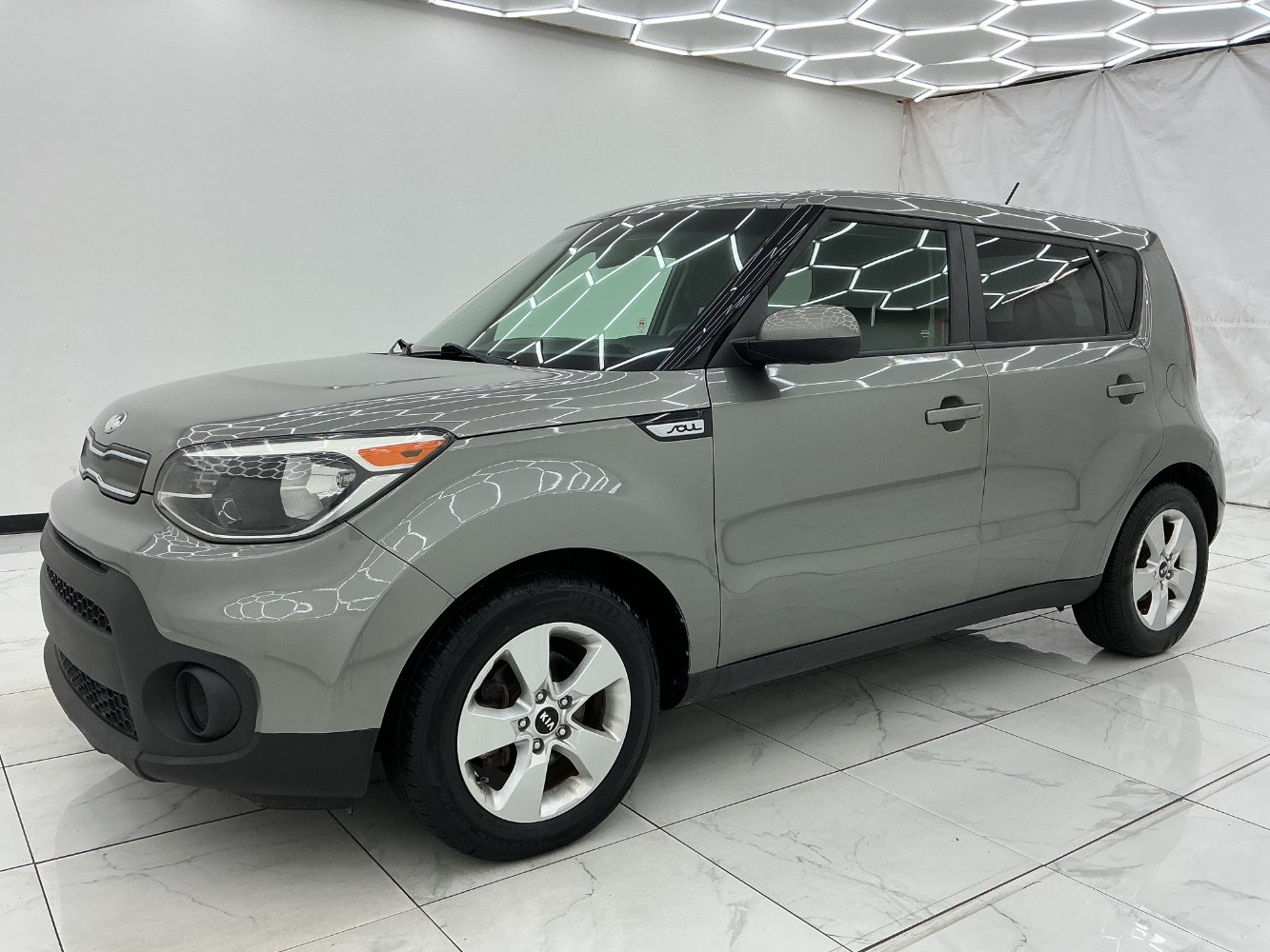 Used 2019 Kia Soul w/ Convenience Package FWD image 1