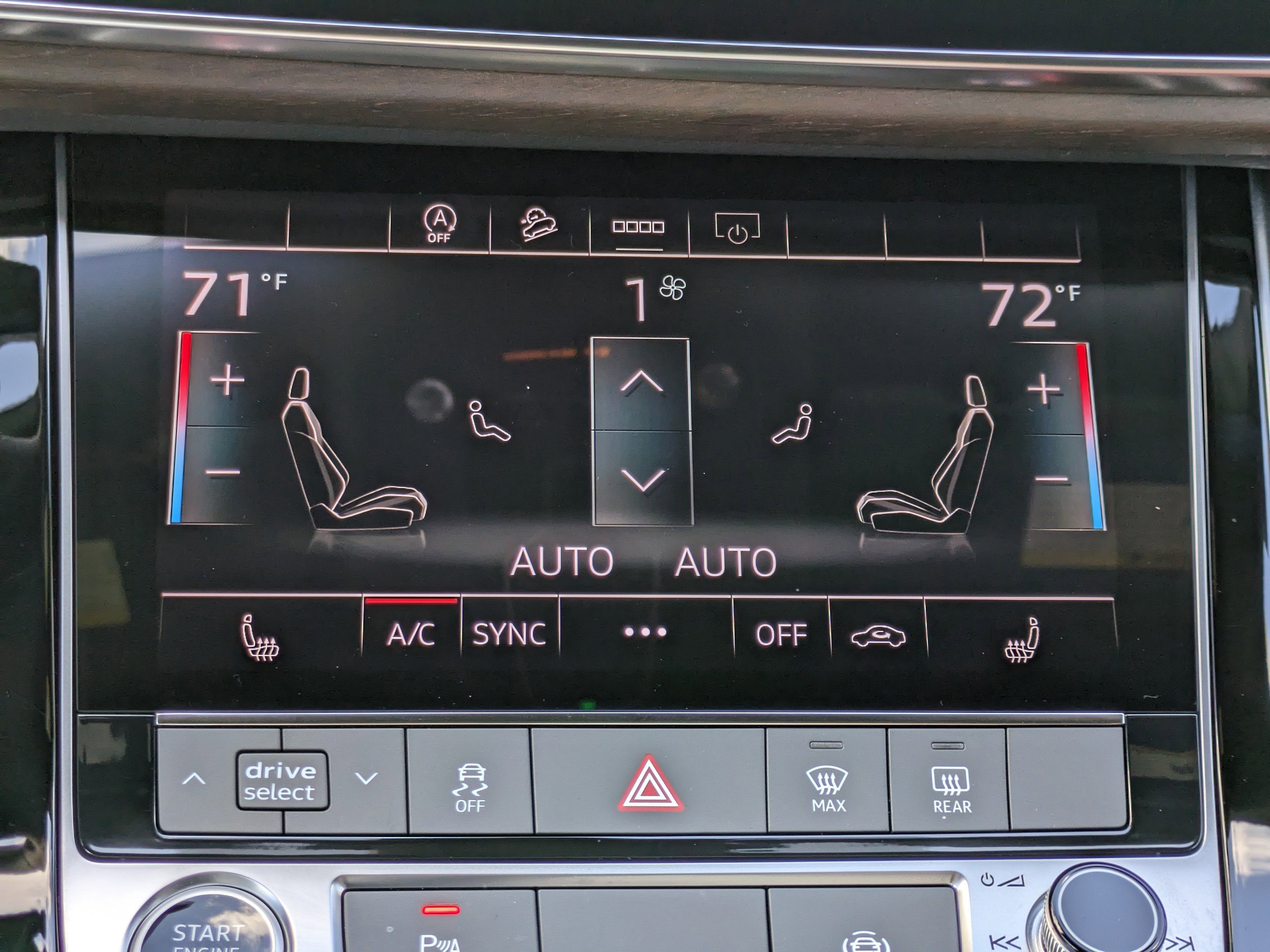 Used 2025 Audi Q8 Premium w/ Convenience Package image 34